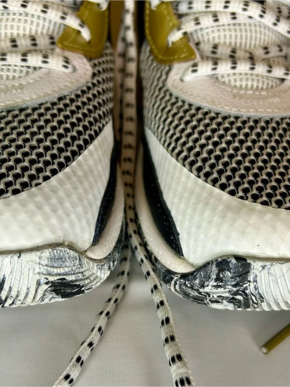 Curry Under Armour Kids White Black Gold Sneakers
